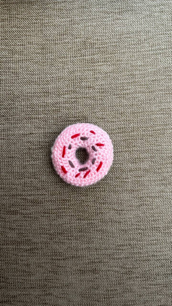 CrochetDonutFridgeMagnet.webp